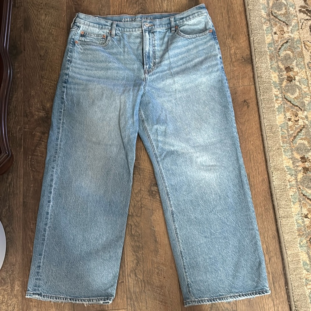 American Eagle wide leg sz16 short